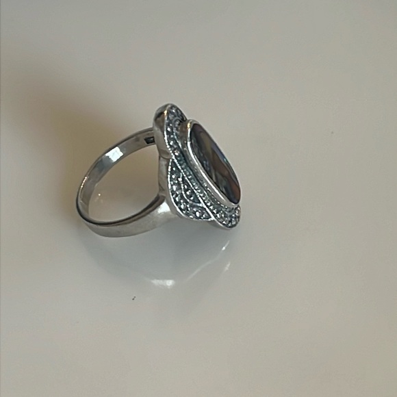 Vintage Sterling Silver & Abalone Ring - Picture 2 of 7